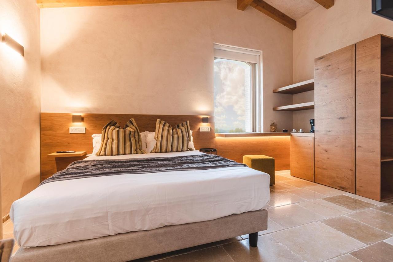Borgo Vinceri Villa Lucera Luaran gambar