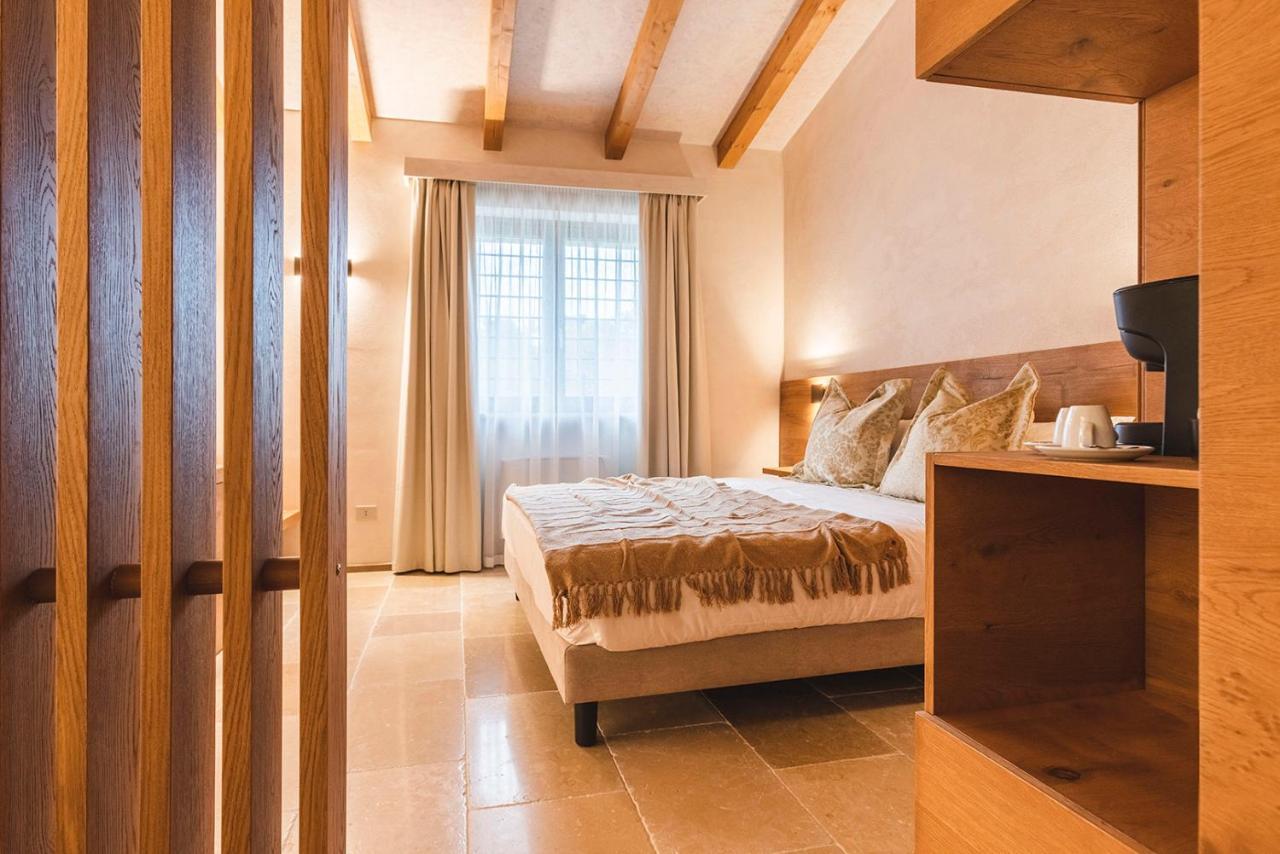 Borgo Vinceri Villa Lucera Luaran gambar